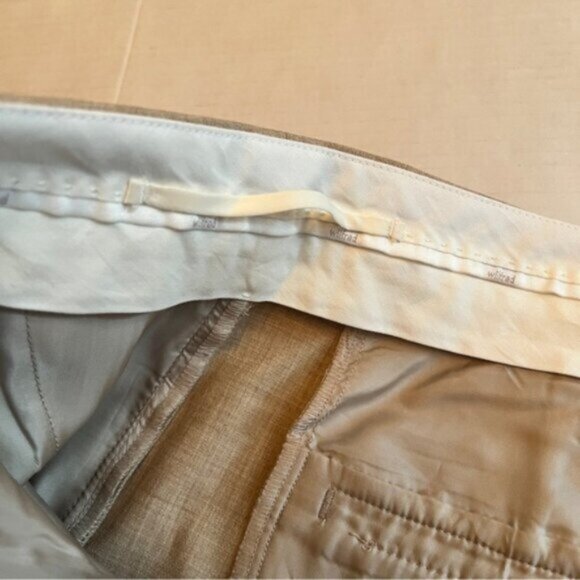 Aritzia Wilfred *  BNWOT  The Effortless Short™ 5" size 10 - Picture 9 of 12